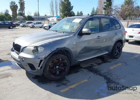 2012 BMW X5 xDrive50I z USA, uszkodzony, nr VIN 5UXZV8C5XCL422454